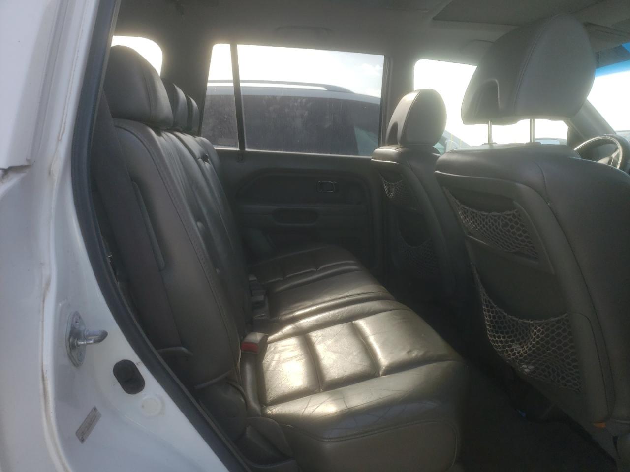 Photo 6 from auction – 2006 HONDA PILOT EX with VIN 5FNYF28686B002286
