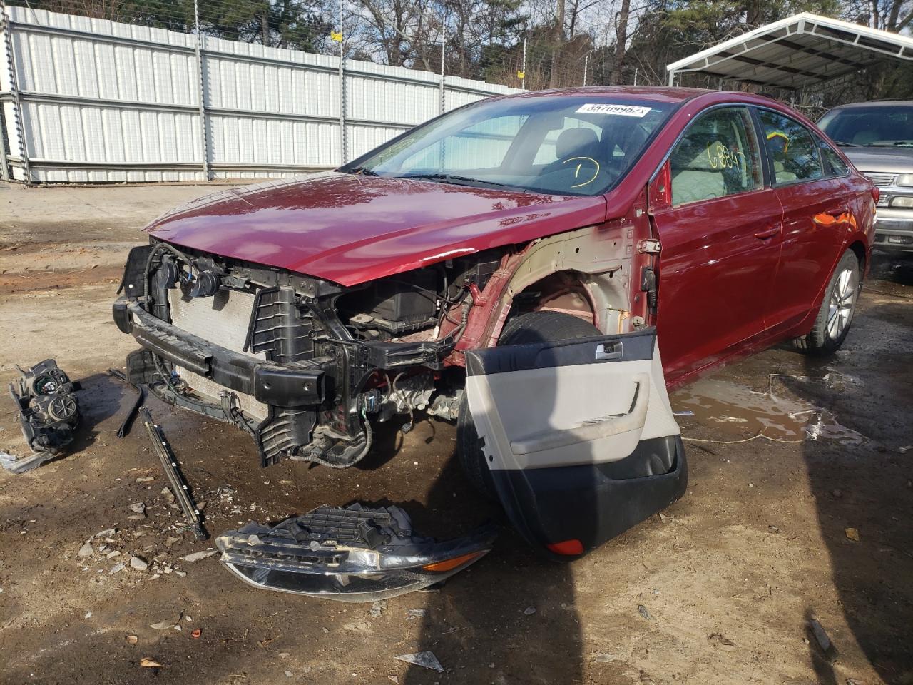 Photo 2 from auction – 2015 HYUNDAI SONATA SE with VIN 5NPE24AF2FH062196