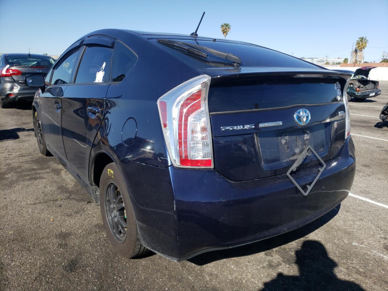 Photo 3 from auction – 2013 TOYOTA PRIUS with VIN JTDKN3DU7D0350448