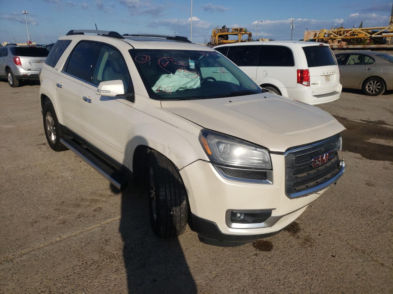GMC ACADIA SLT 2014 with VIN 1GKKRRKD2EJ335589 - Photo from auction