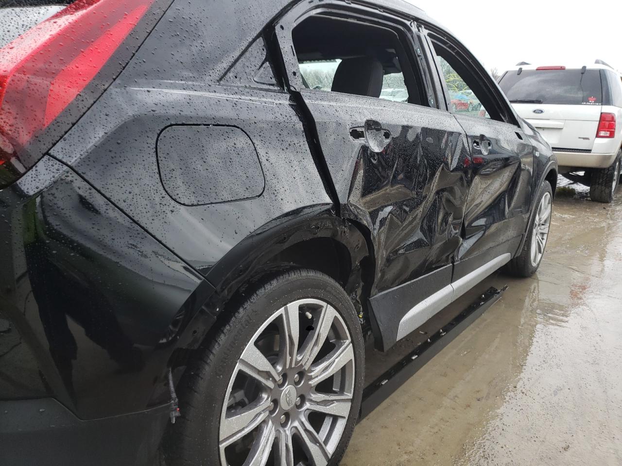 Photo 9 from auction – 2019 CADILLAC XT4 PREMIU with VIN 1GYFZDR41KF190480