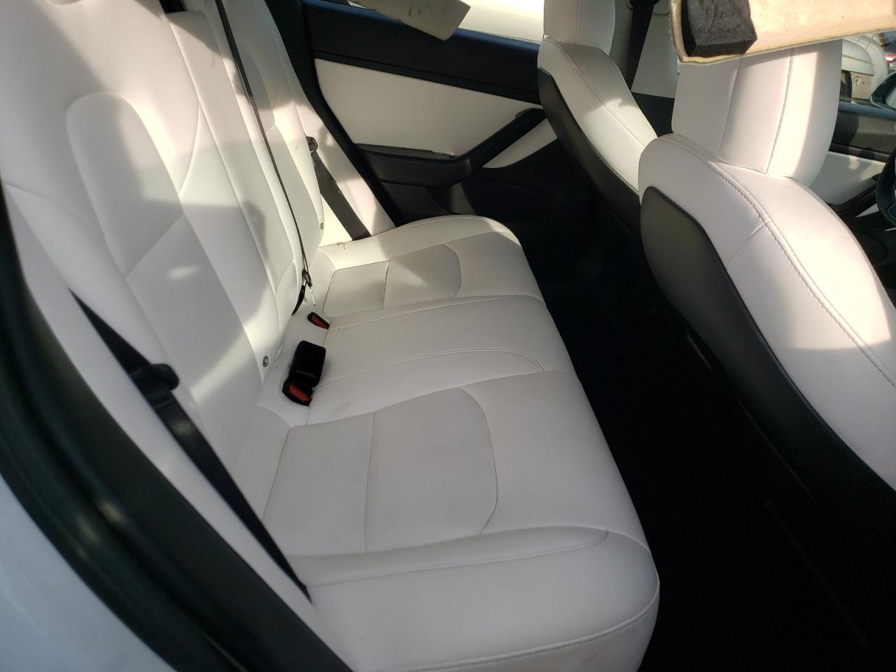 Photo 6 from auction – 2018 TESLA MODEL 3 with VIN 5YJ3E1EA8JF168722