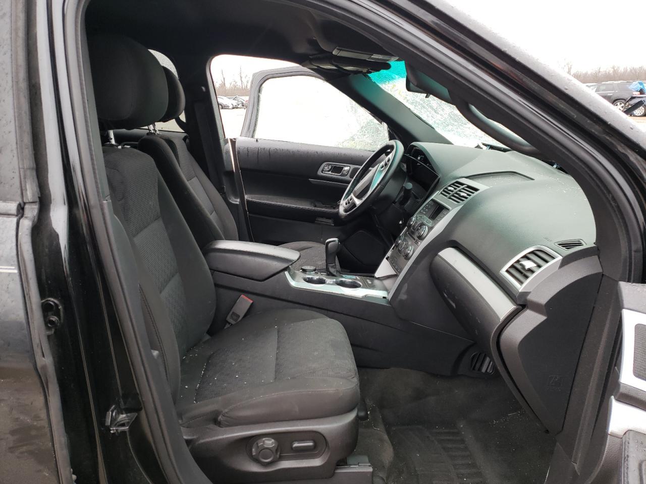 Photo 5 from auction – 2014 FORD EXPLORER X with VIN 1FM5K8D81EGC45625