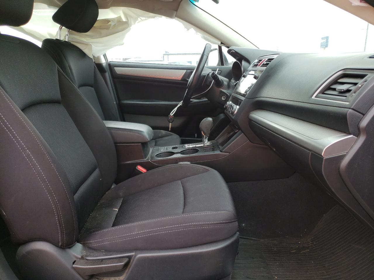 Photo 5 from auction – 2016 SUBARU LEGACY 2.5 with VIN 4S3BNAC68G3035636
