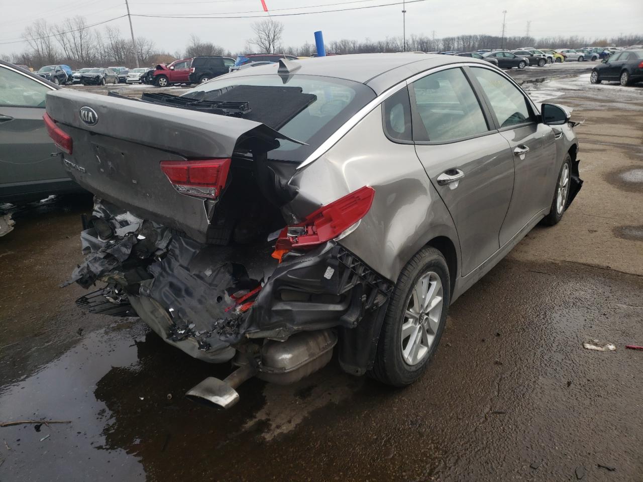 Photo 4 from auction – 2016 KIA OPTIMA LX with VIN 5XXGT4L33GG098887