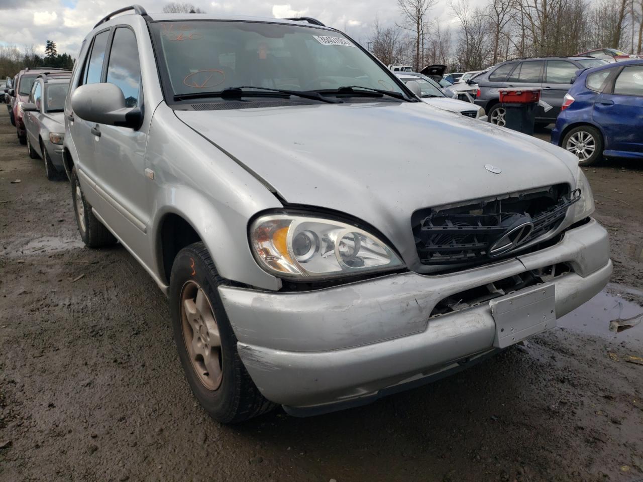 MERCEDES-BENZ ML 320 2000 with VIN 4JGAB54E8YA209392 - Photo from auction