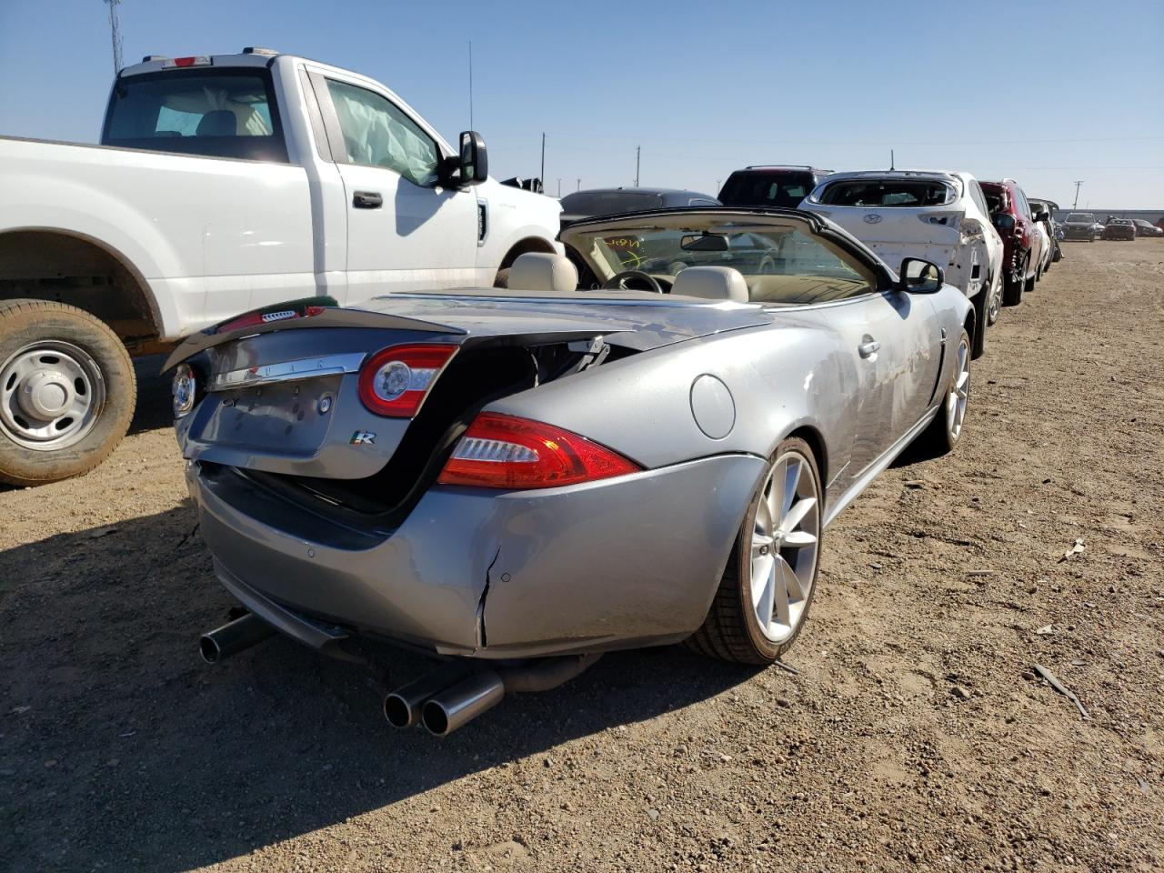 Photo 4 from auction – 2011 JAGUAR XKR with VIN SAJWA4EC4BMB41798