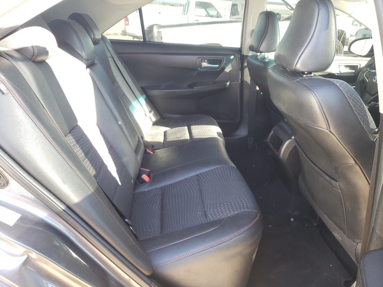 Photo 6 from auction – 2015 TOYOTA CAMRY LE with VIN 4T1BF1FK6FU101238