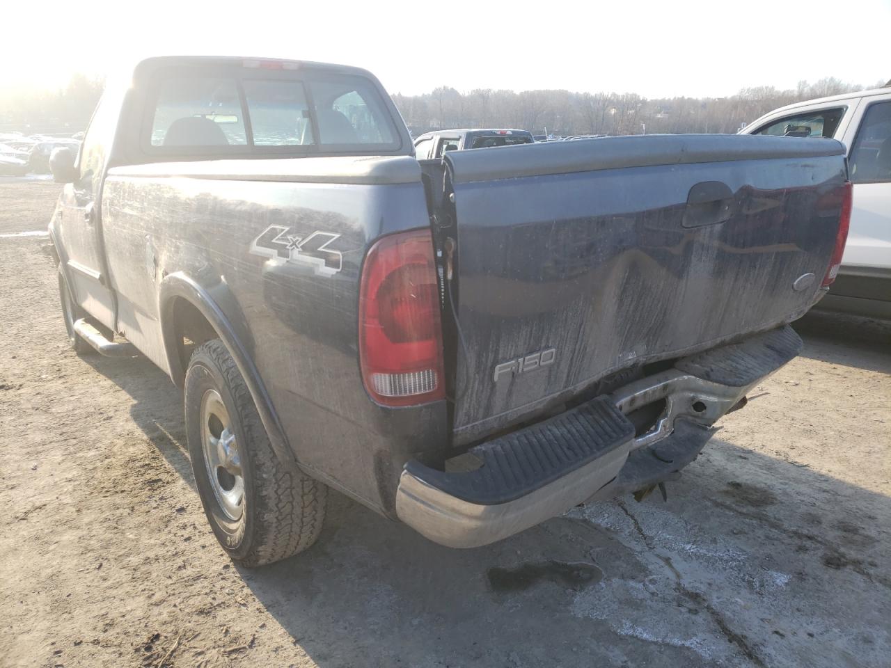 Photo 3 from auction – 2002 FORD F150 with VIN 2FTRF18282CA71461