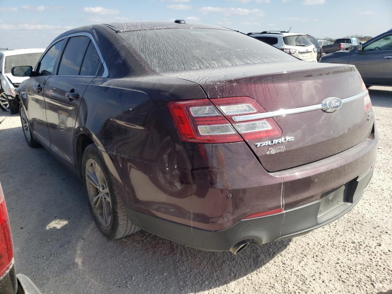 Photo 3 from auction – 2018 FORD TAURUS SEL with VIN 1FAHP2E83JG105560