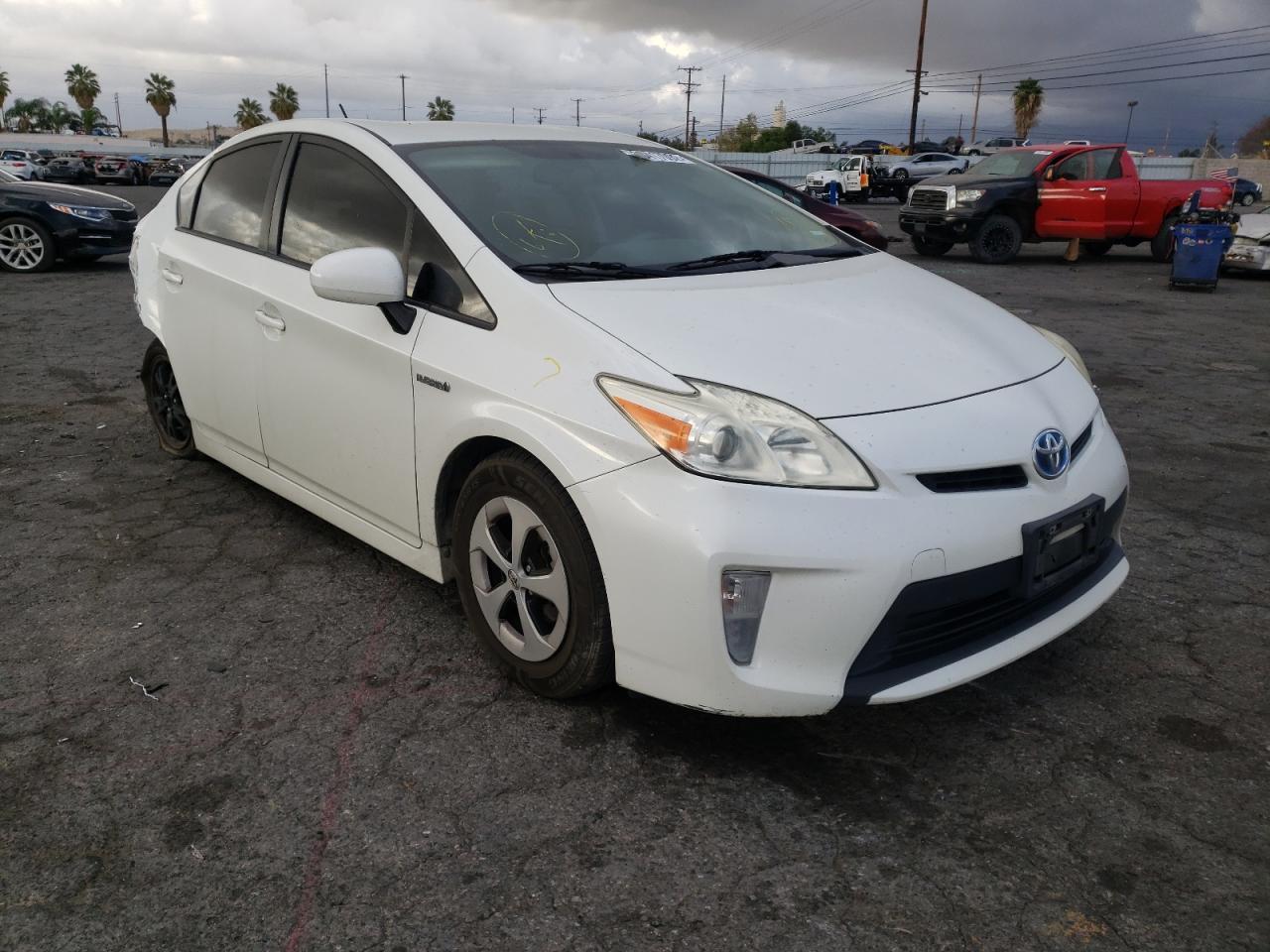 TOYOTA PRIUS 2014 with VIN JTDKN3DU2E1749215 - Photo from auction