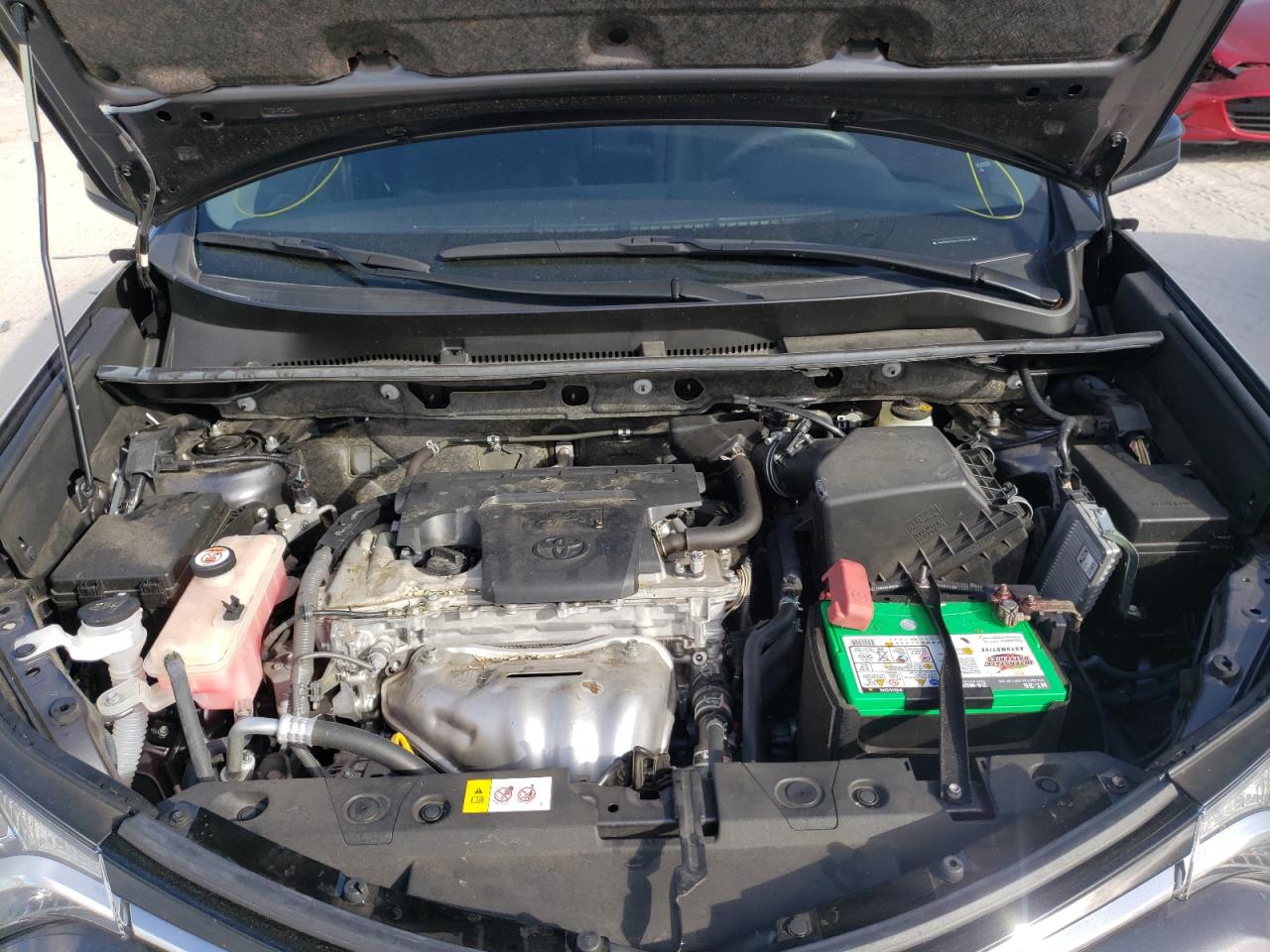Photo 7 from auction – 2017 TOYOTA RAV4 LE with VIN JTMZFREV2HJ700249