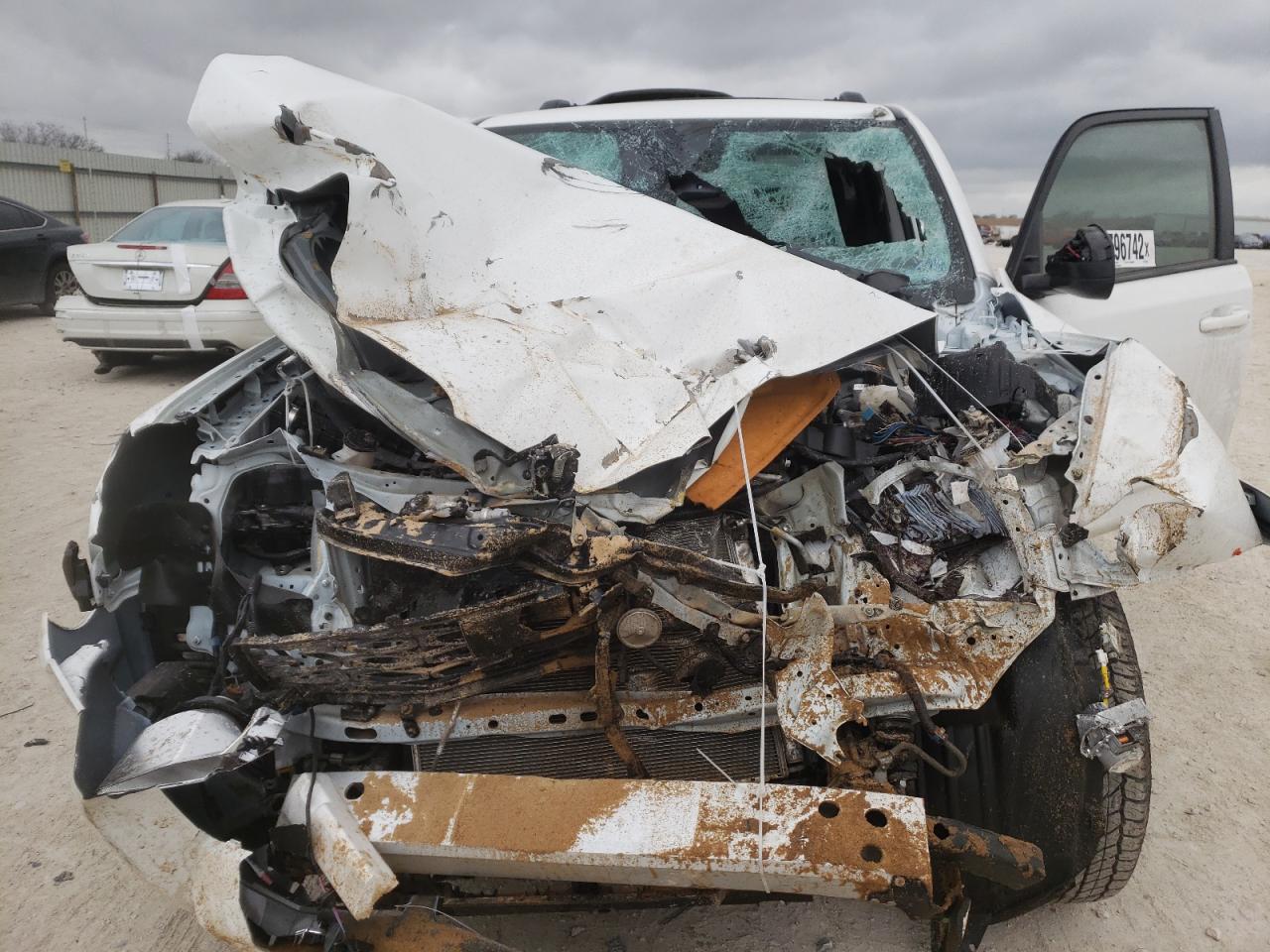 Photo 7 from auction – 2022 TOYOTA 4RUNNER SR with VIN JTEEU5JR1N5258974