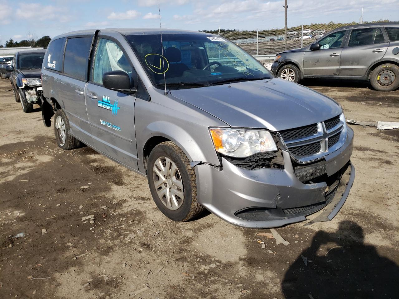 DODGE GRAND CARA 2017 with VIN 2C4RDGBG1HR819633 - Photo from auction