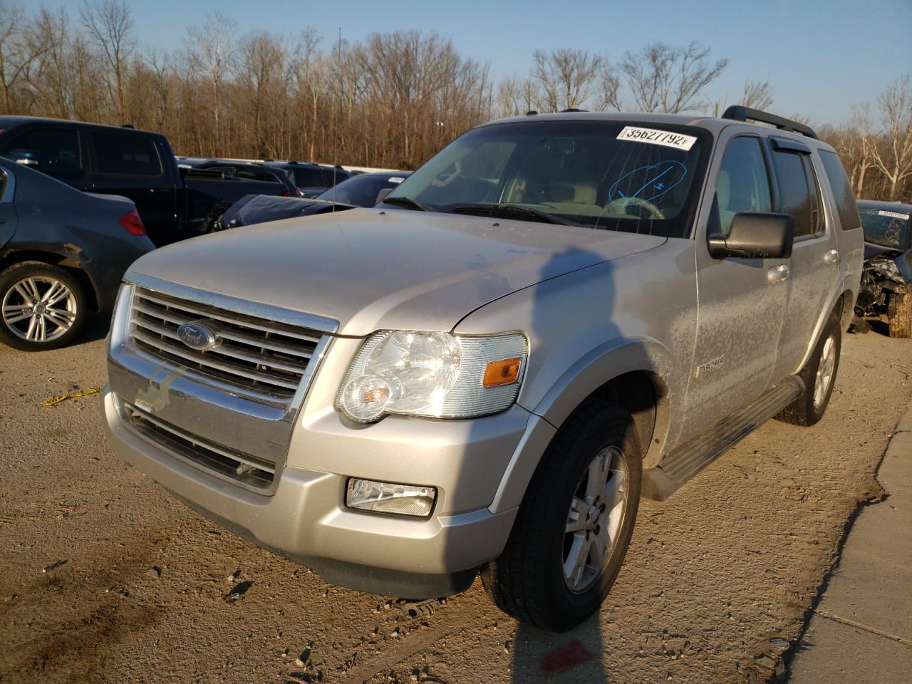 Photo 2 from auction – 2007 FORD EXPLORER X with VIN 1FMEU63E07UB34722
