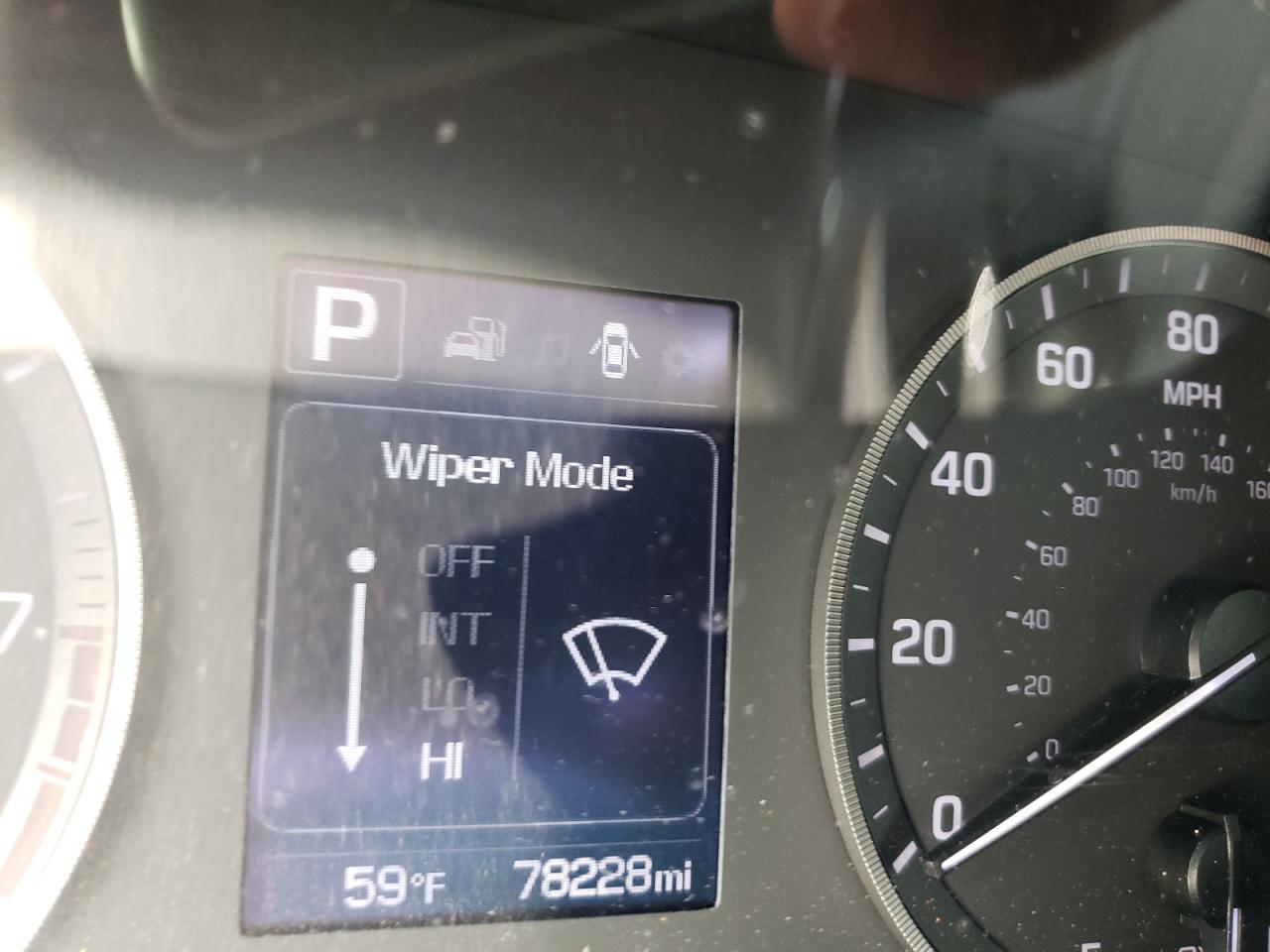 Photo 8 from auction – 2016 HYUNDAI SONATA SE with VIN 5NPE24AF9GH263983