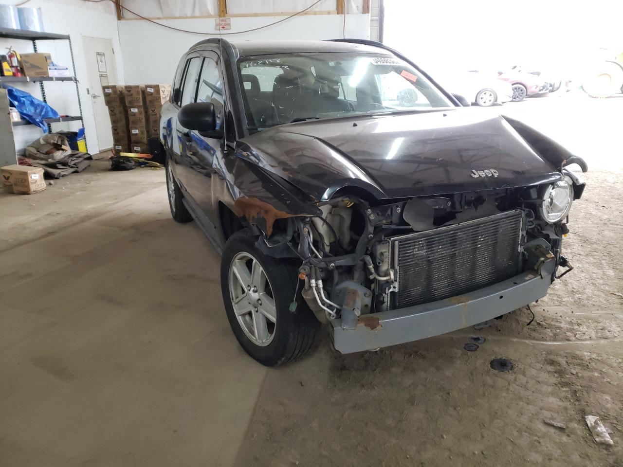 JEEP COMPASS SP 2008 with VIN 1J8FT47048D735429 - Photo from auction