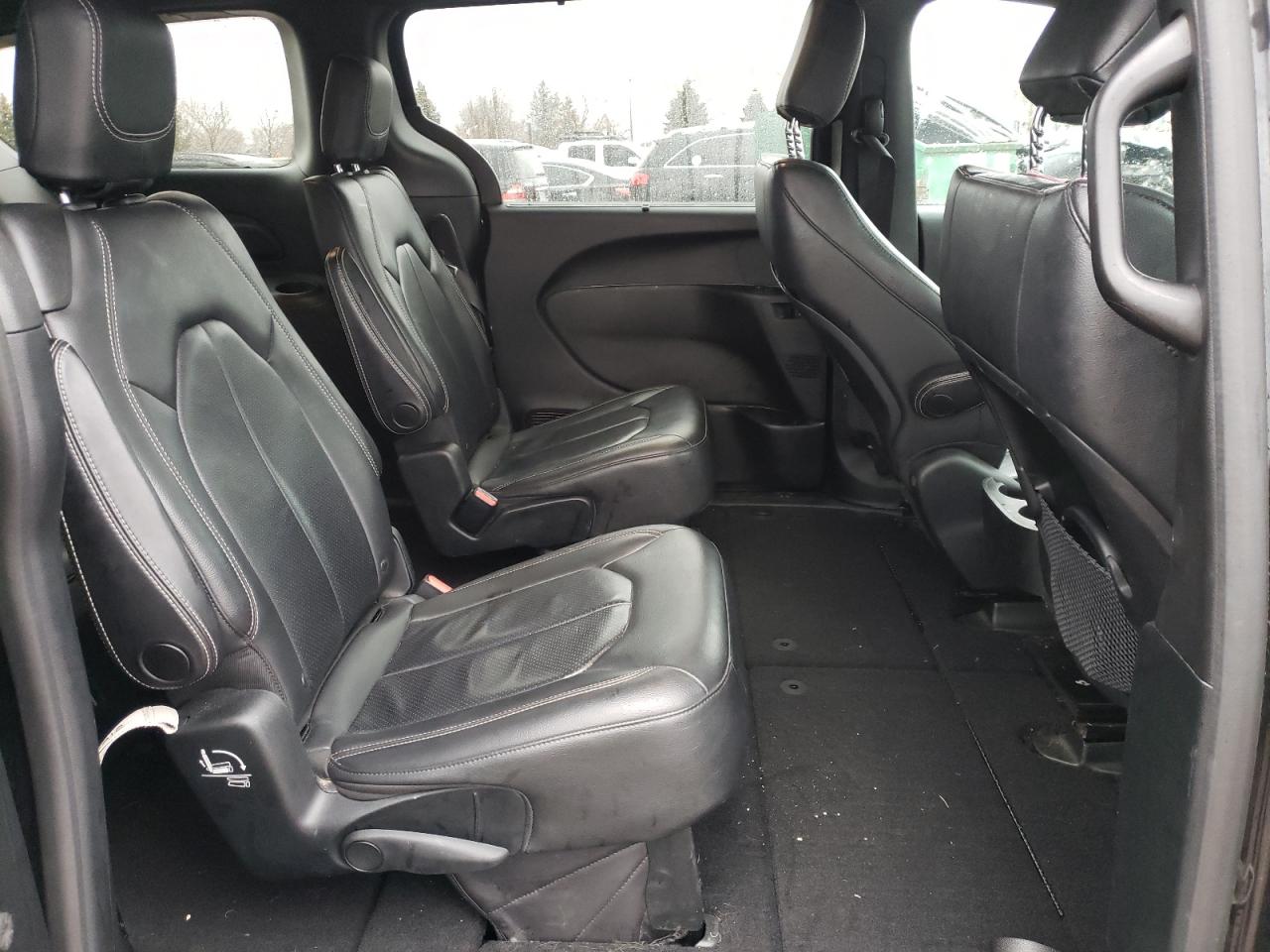 Photo 6 from auction – 2018 CHRYSLER PACIFICA T with VIN 2C4RC1BG7JR353969