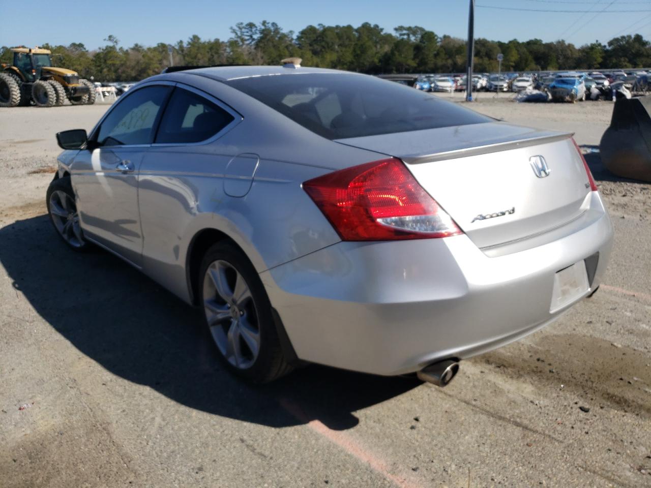 Photo 3 from auction – 2011 HONDA ACCORD EXL with VIN 1HGCS2B8XBA003220