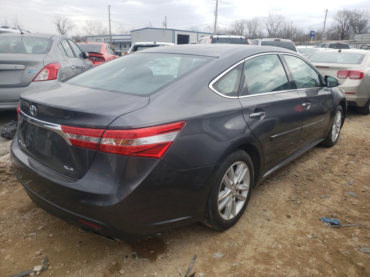 Photo 4 from auction – 2013 TOYOTA AVALON BAS with VIN 4T1BK1EB8DU075297