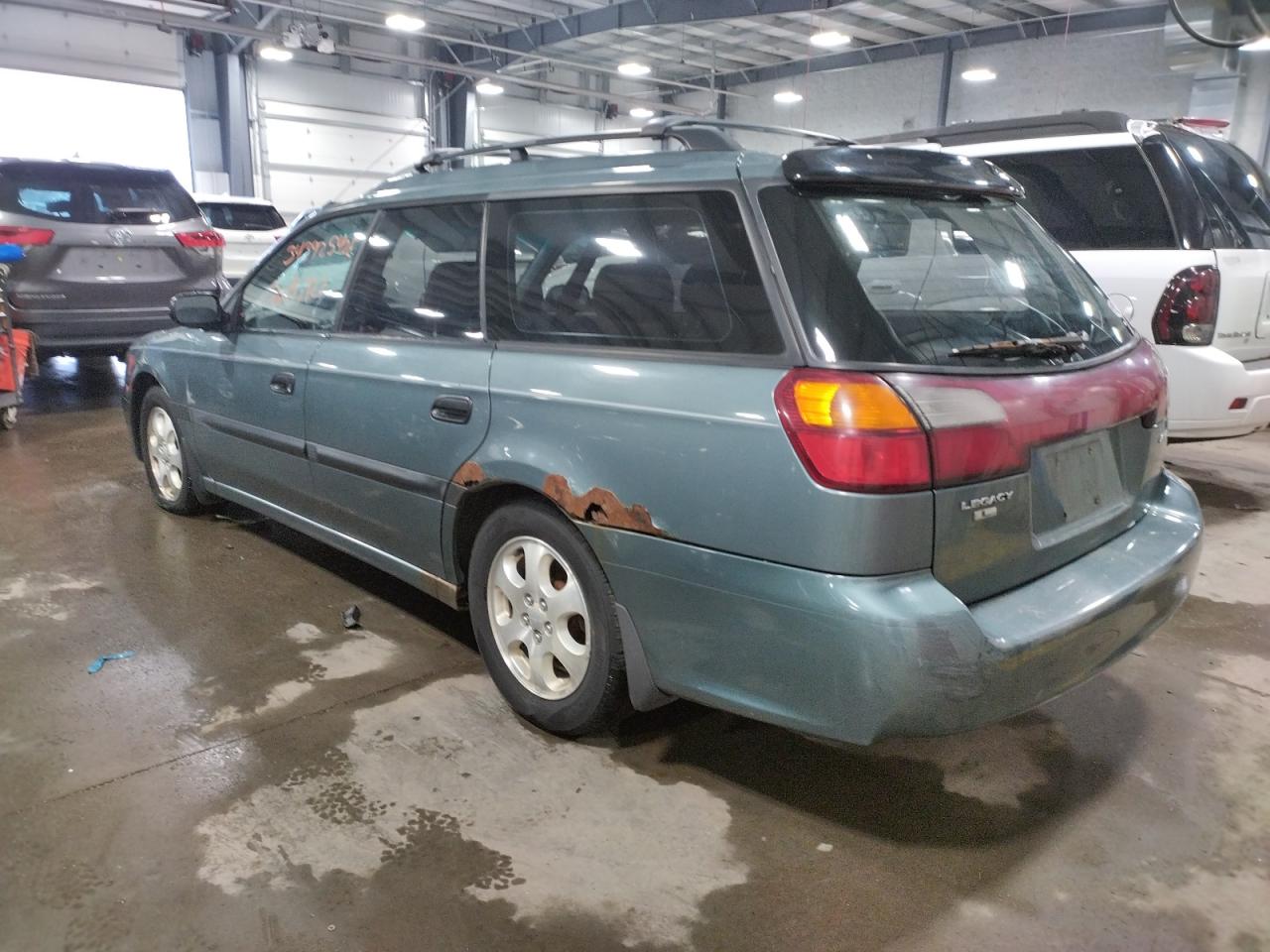 Photo 3 from auction – 2001 SUBARU LEGACY L with VIN 4S3BH635X17302075