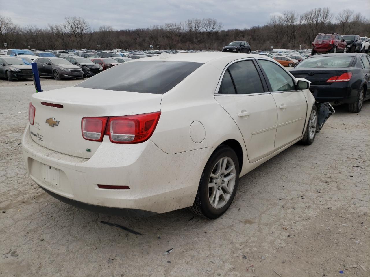 Photo 4 from auction – 2014 CHEVROLET MALIBU 1LT with VIN 1G11C5SL4EF255649