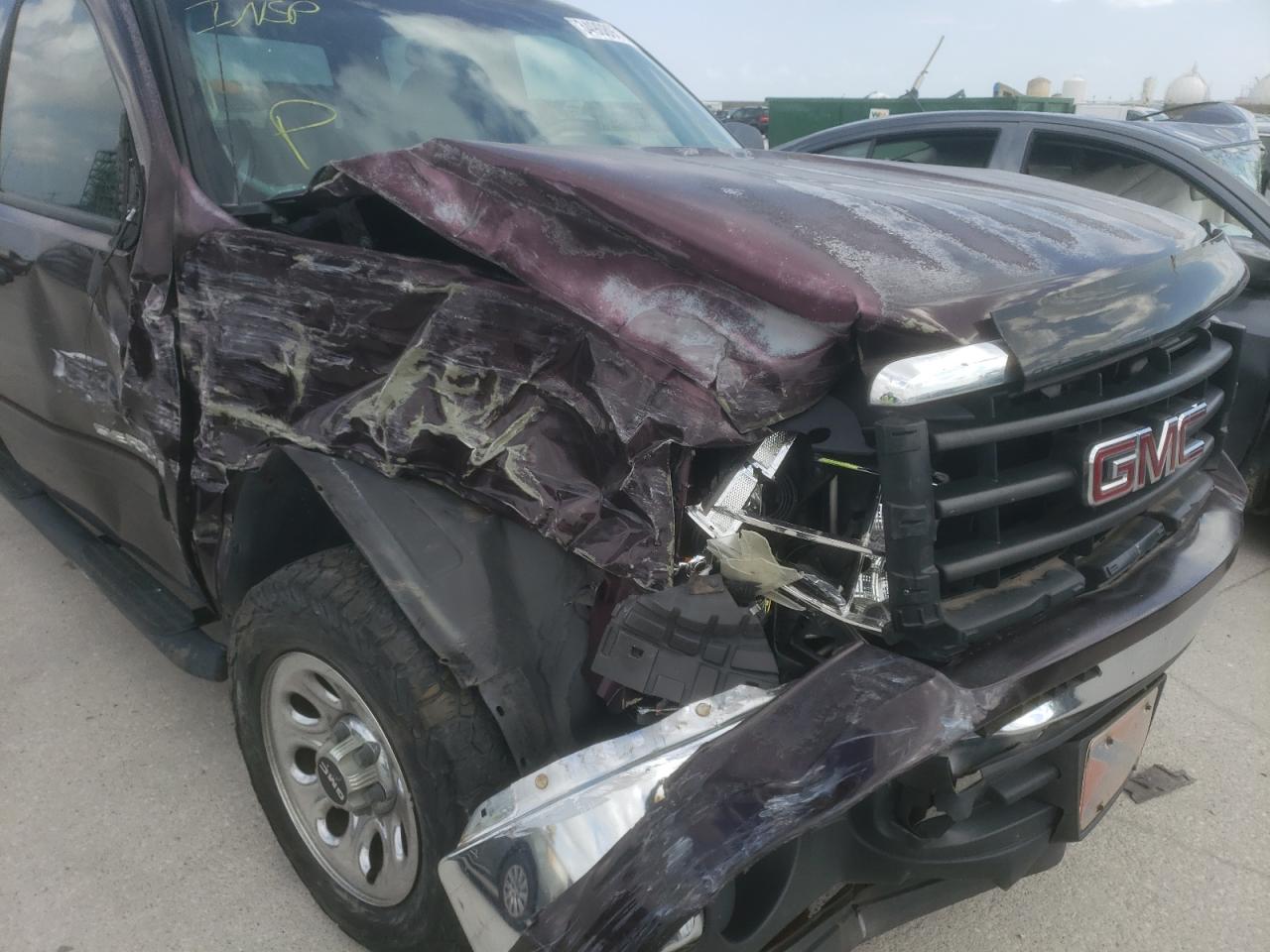Photo 9 from auction – 2008 GMC SIERRA C15 with VIN 2GTEC13CX81110174