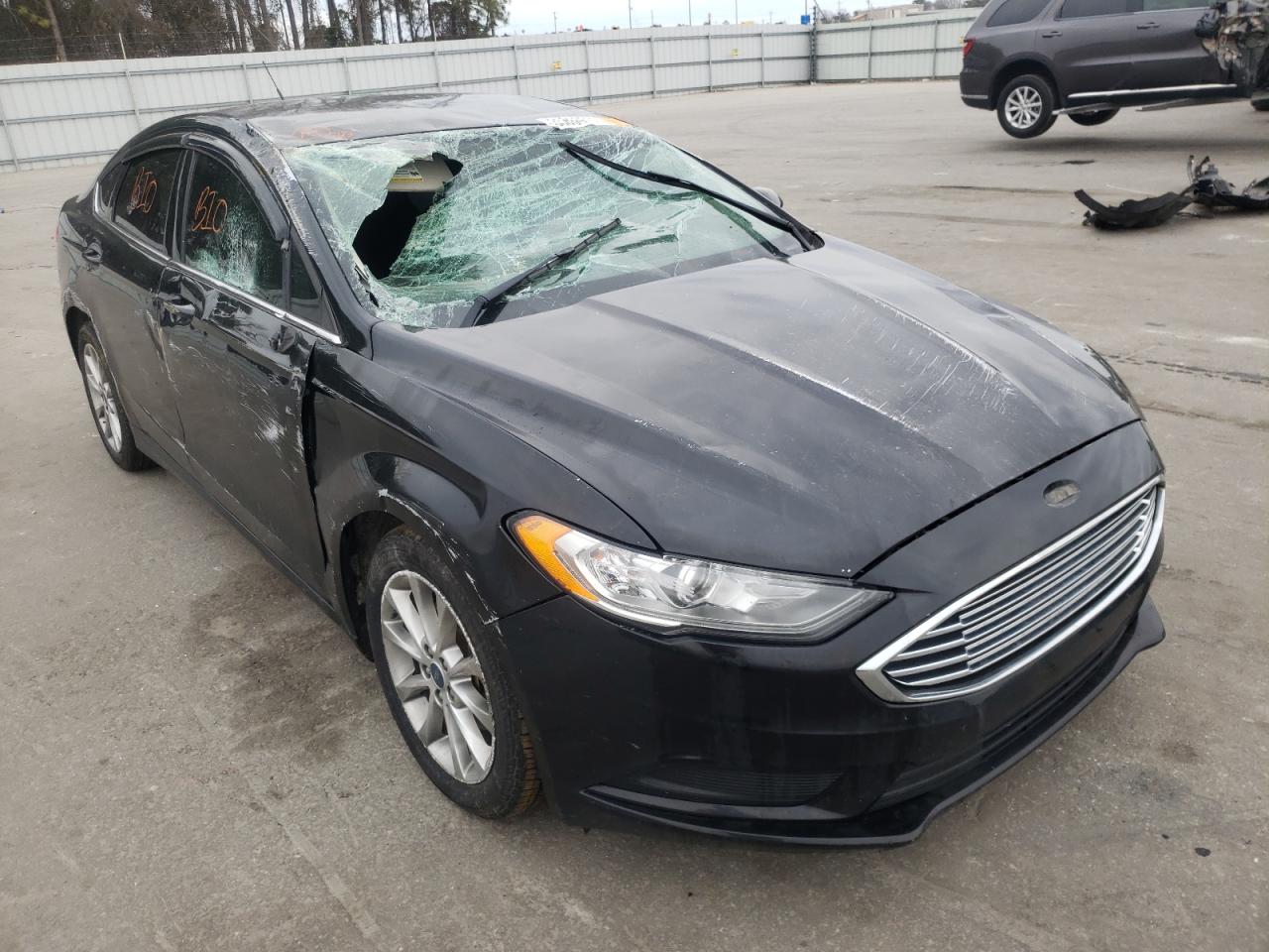 FORD FUSION SE 2017 with VIN 3FA6P0LU6HR381147 - Photo from auction