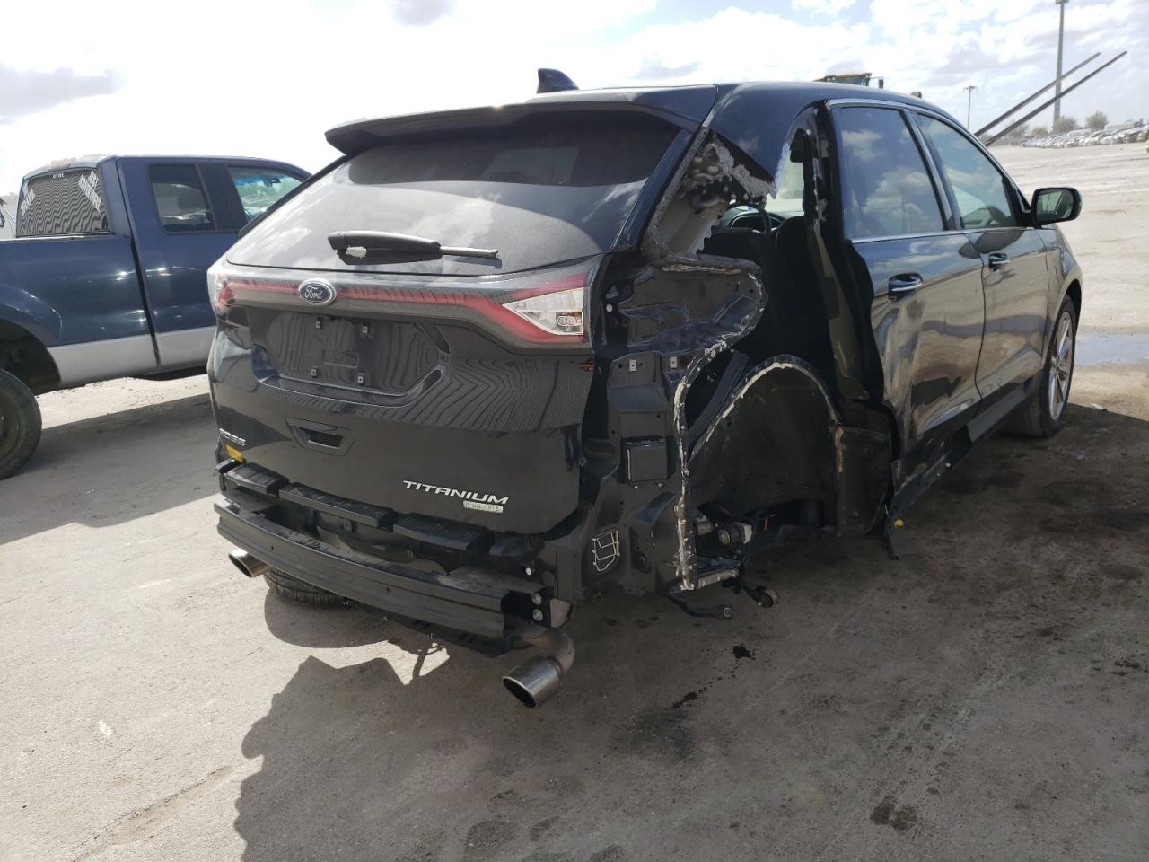 Photo 4 from auction – 2017 FORD EDGE TITAN with VIN 2FMPK3K92HBC59570