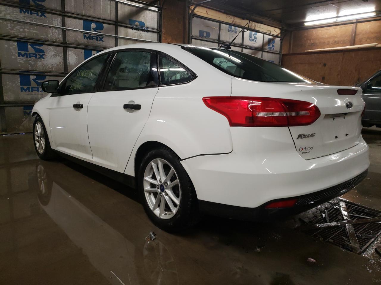 Photo 3 from auction – 2016 FORD FOCUS S with VIN 1FADP3E23GL295005