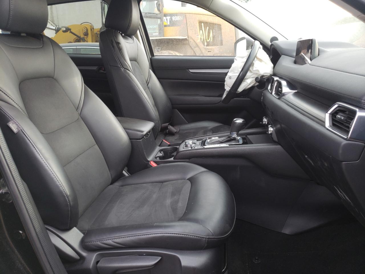 Photo 5 from auction – 2018 MAZDA CX-5 TOURI with VIN JM3KFBCM4J0462684
