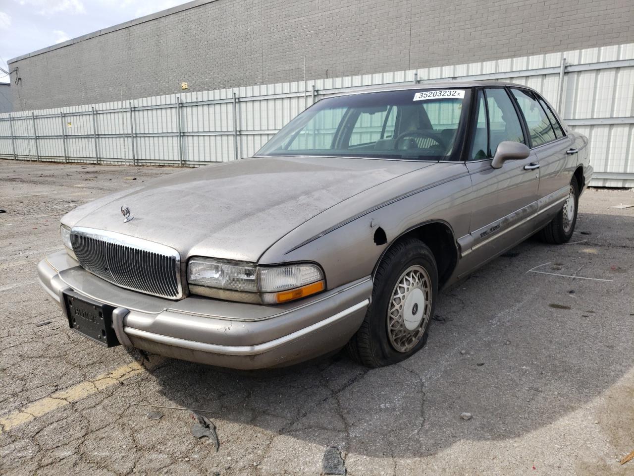 Photo 2 from auction – 1996 BUICK PARK AVENU with VIN 1G4CW52K6TH638102