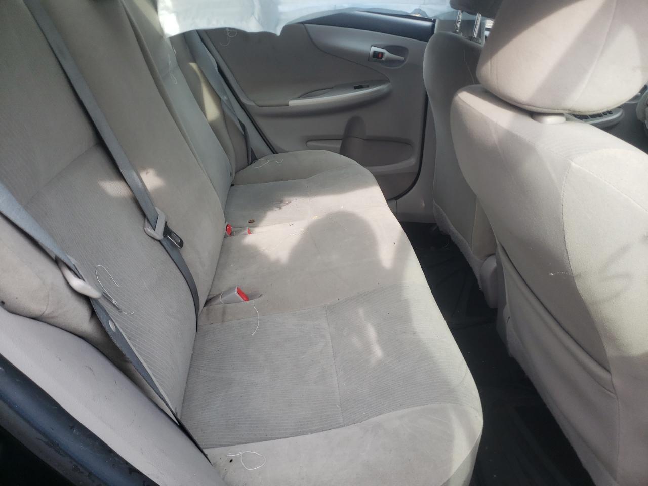 Photo 6 from auction – 2012 TOYOTA COROLLA with VIN 2T1BU4EE9CC840622