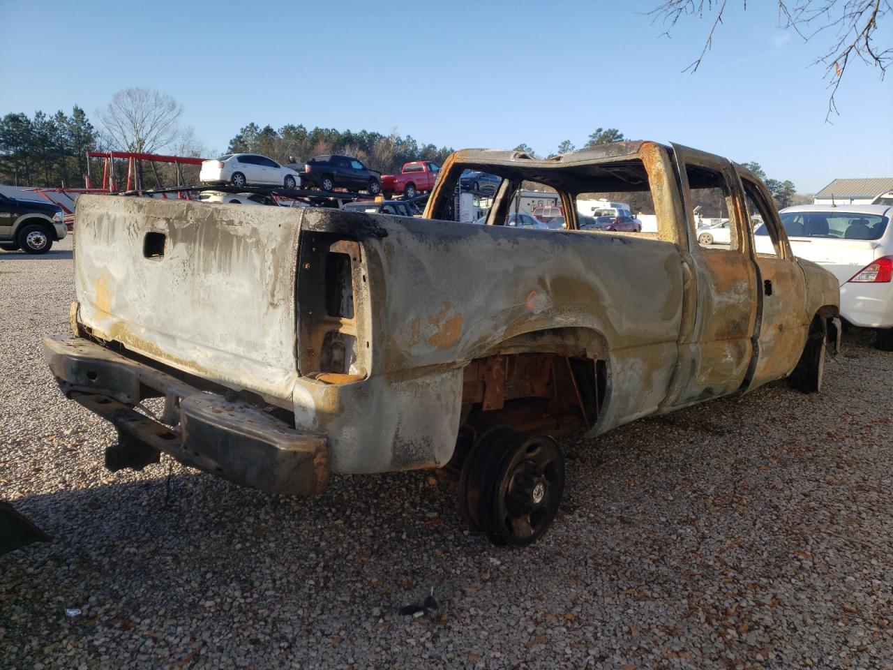 Photo 4 from auction – 2003 CHEVROLET SILVERADO with VIN 1GCHK29U13E318781