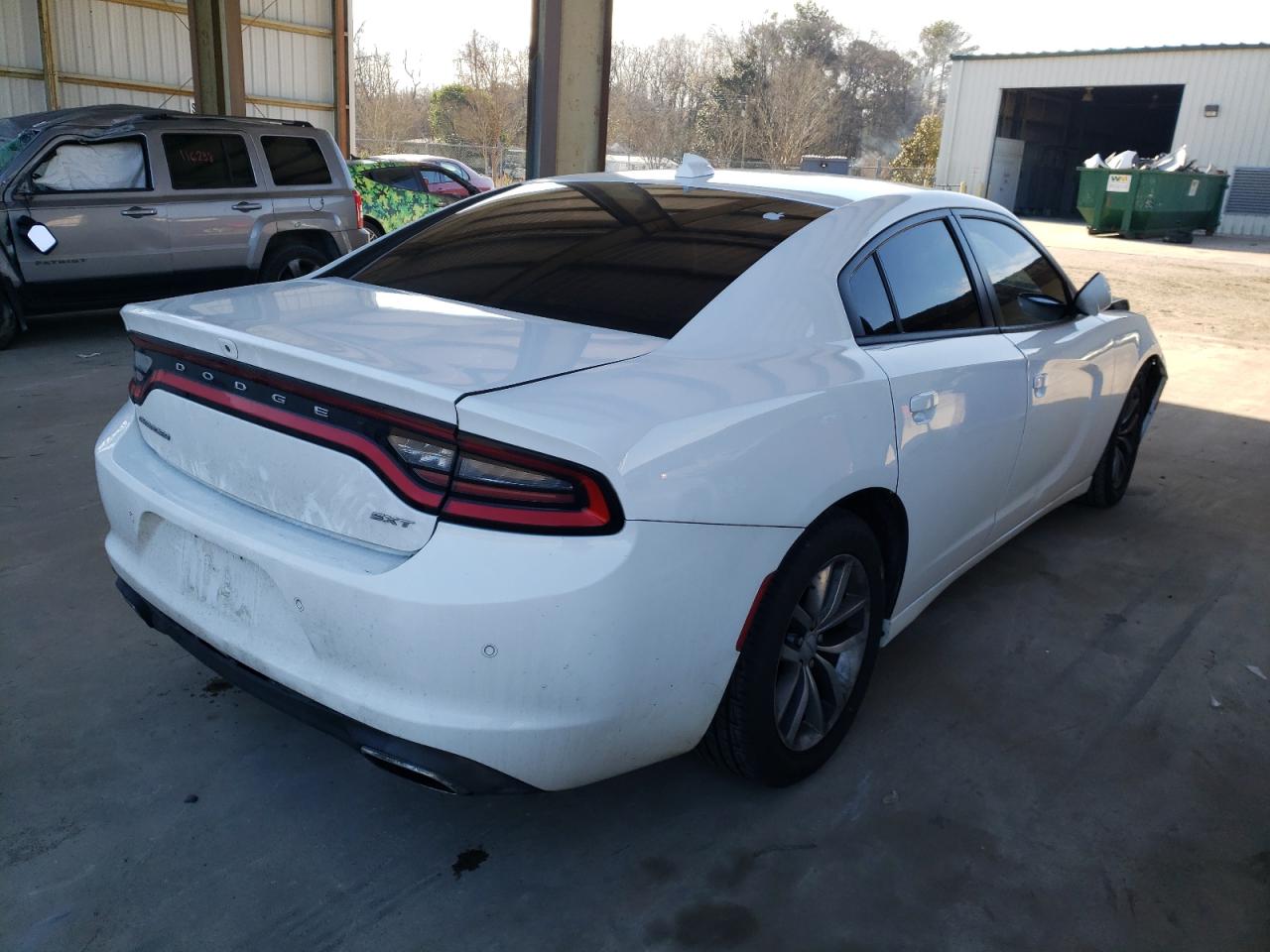Photo 4 from auction – 2015 DODGE CHARGER SX with VIN 2C3CDXHGXFH858225