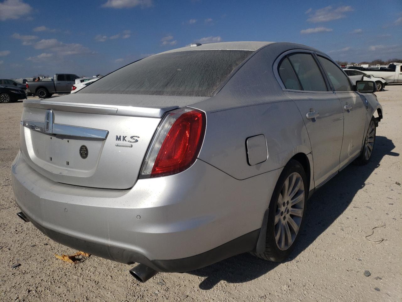 Foto 4 de la subasta – 2011 LINCOLN MKS con VIN 1LNHL9FT0BG613998