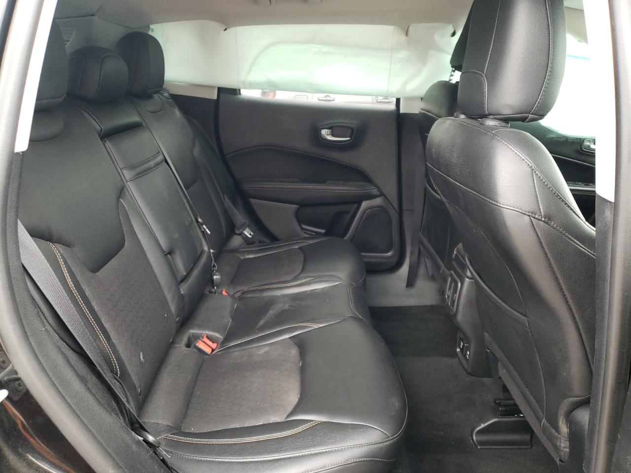 Photo 6 from auction – 2018 JEEP COMPASS LA with VIN 3C4NJDBB0JT254692