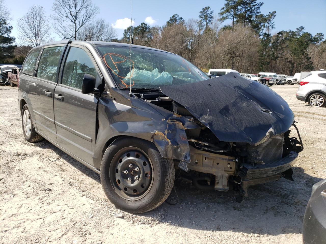 DODGE GRAND CARA 2016 with VIN 2C4RDGBG0GR321180 - Photo from auction