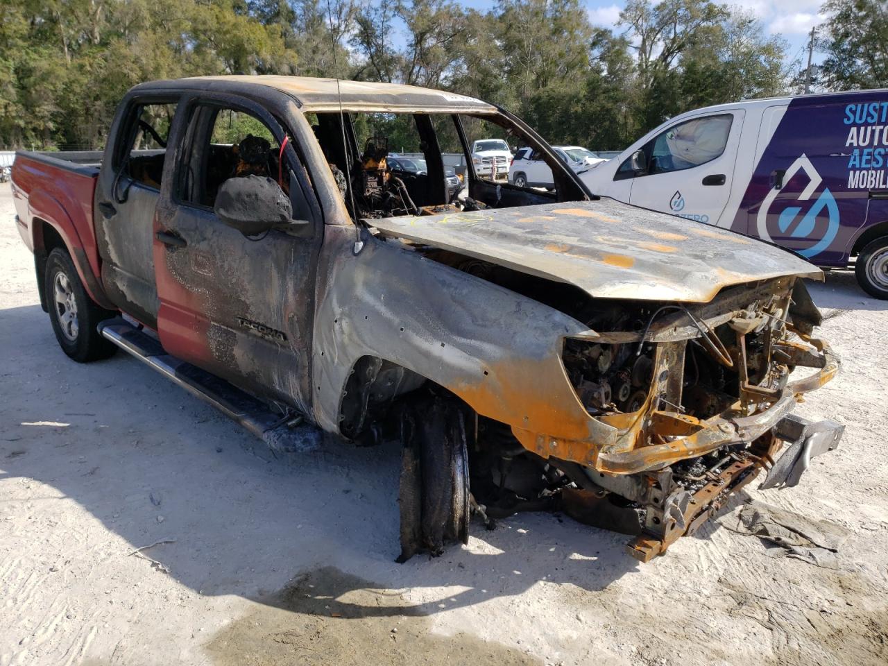TOYOTA TACOMA DOU 2012 with VIN 3TMJU4GN0CM128094 - Photo from auction