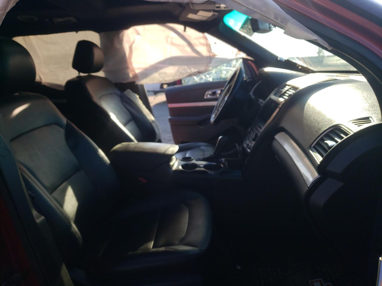 Photo 5 from auction – 2017 FORD EXPLORER with VIN 1FM5K7D88HGA25929