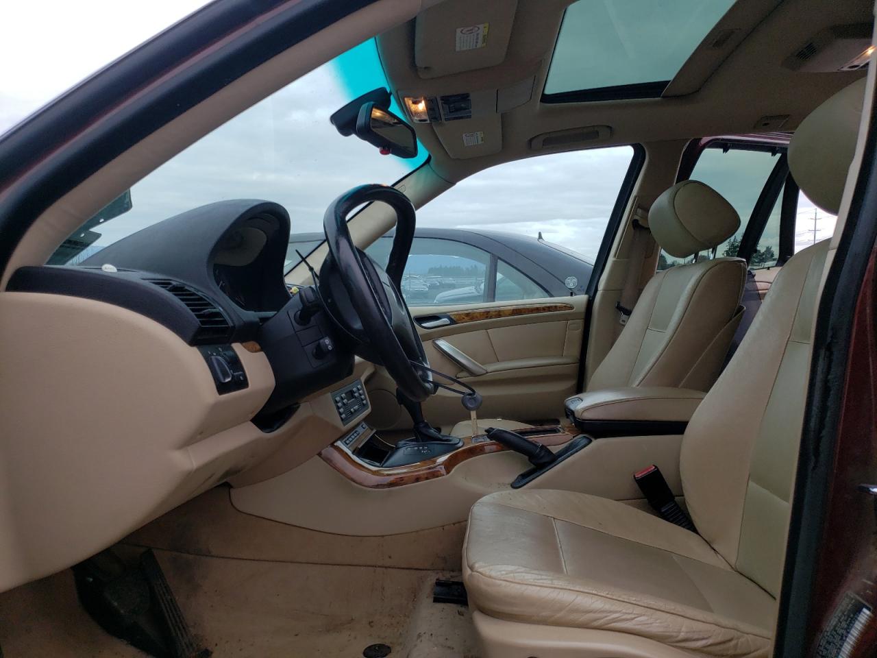 Photo 5 from auction – 2001 BMW X5 3.0I with VIN WBAFA535X1LM83232