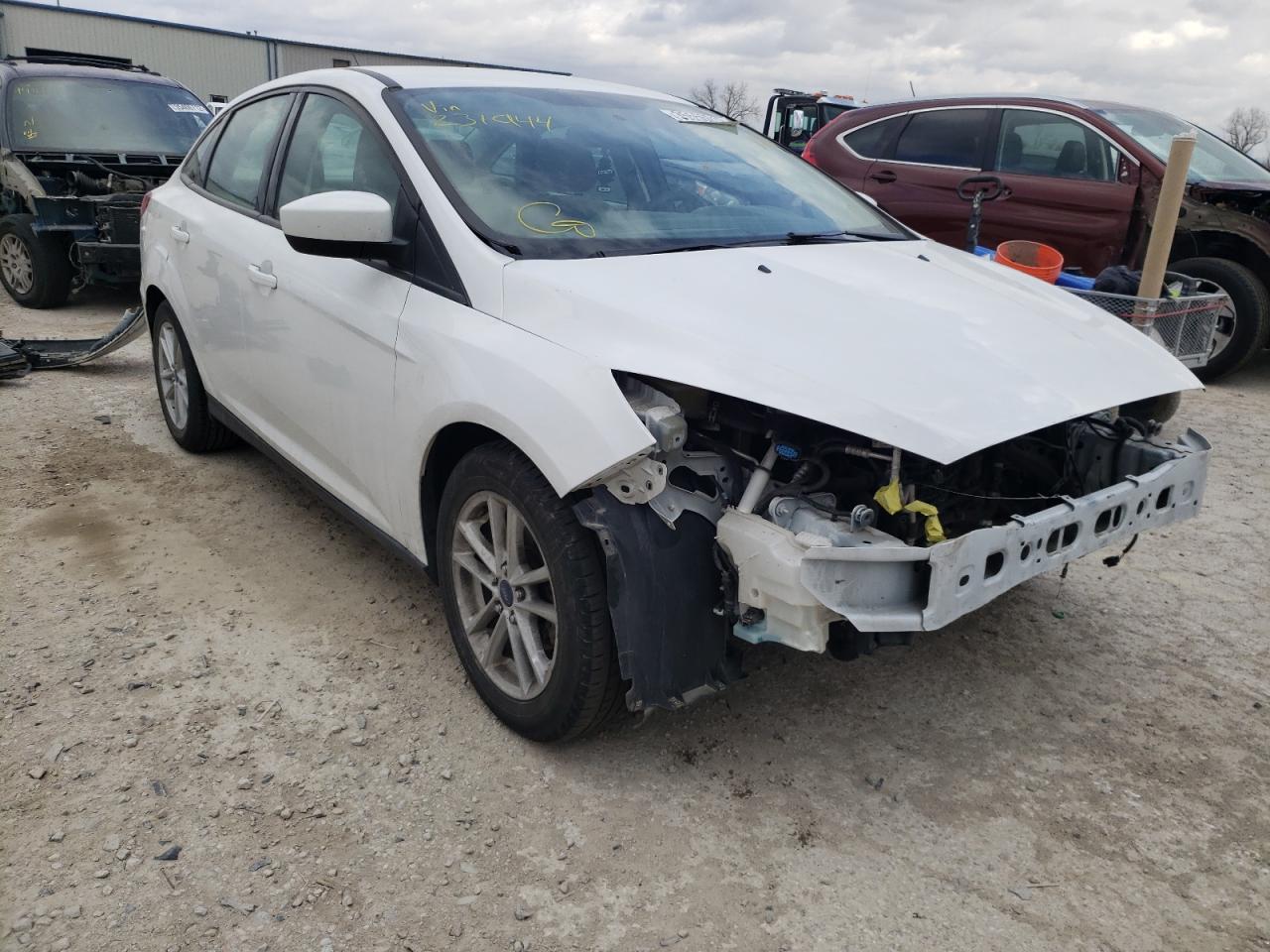Zdjęcie 1 z aukcji – 2018 FORD FOCUS SE z VIN 1FADP3F27JL231944