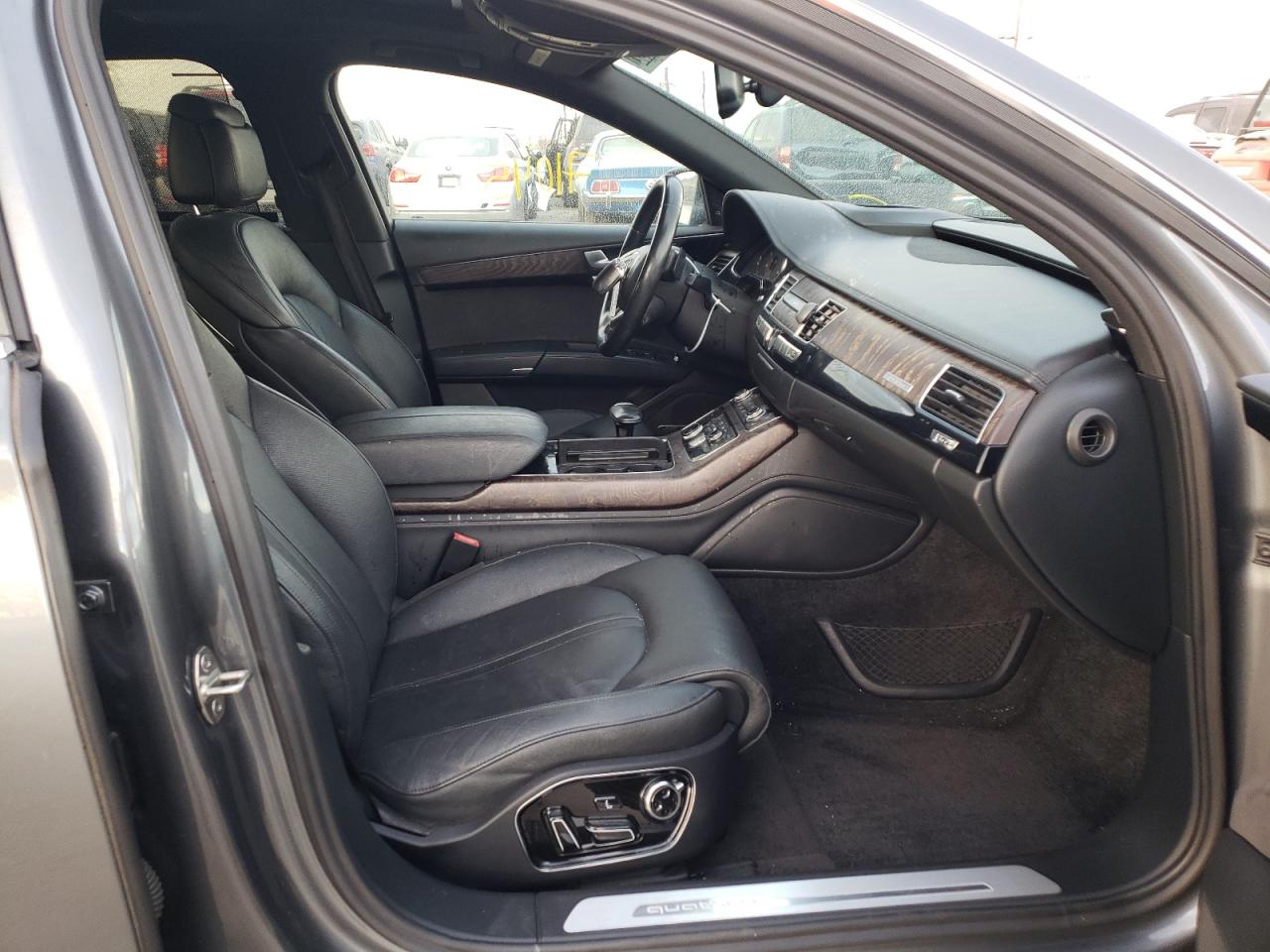 Photo 5 from auction – 2016 AUDI A8 L QUATT with VIN WAU34AFD4GN007898
