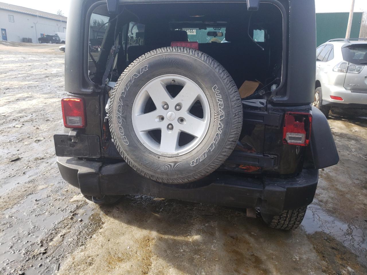 Photo 9 from auction – 2012 JEEP WRANGLER U with VIN 1C4BJWDG2CL141042
