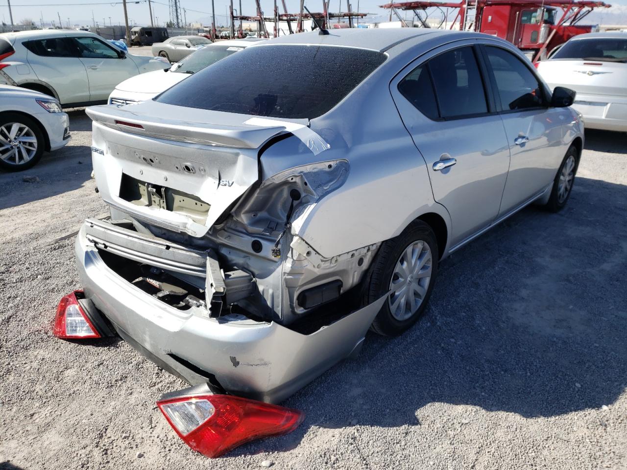 Photo 4 from auction – 2017 NISSAN VERSA S with VIN 3N1CN7AP3HL816110