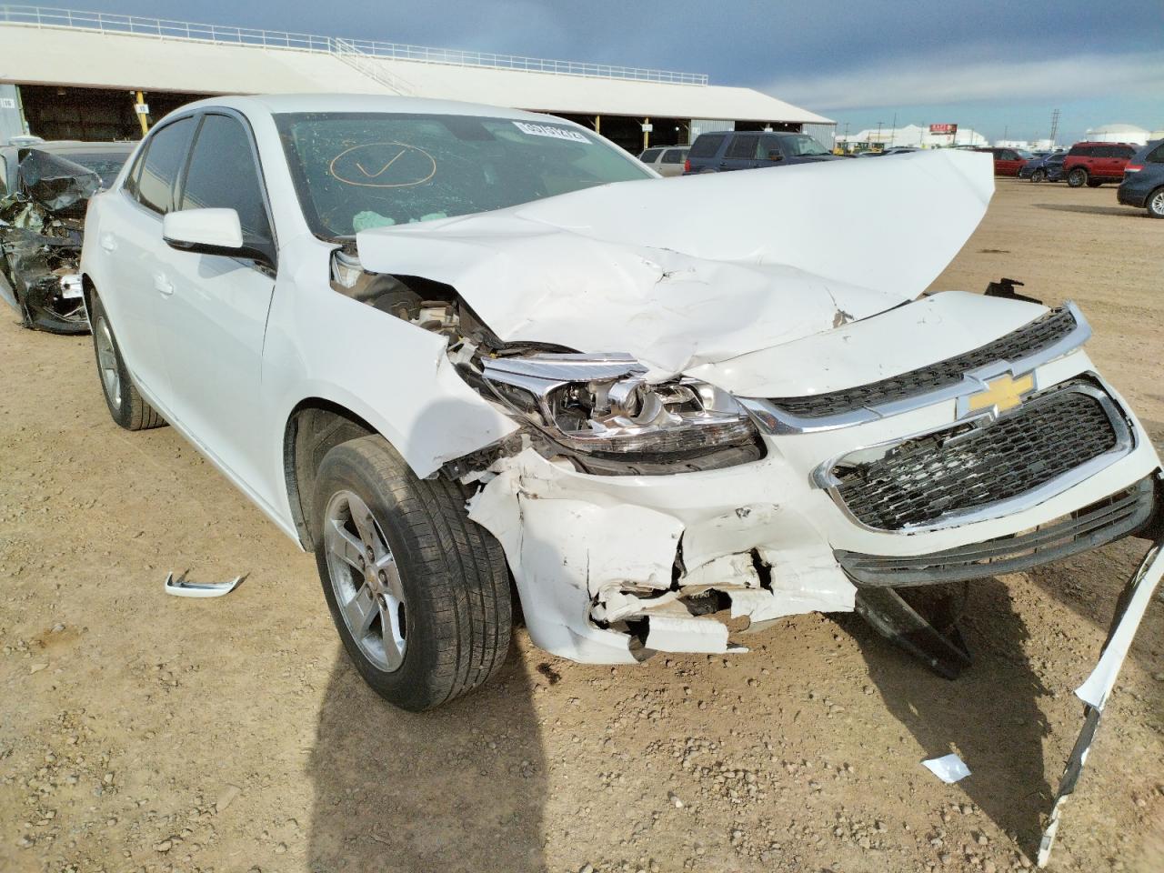 CHEVROLET MALIBU LIM 2016 with VIN 1G11C5SA4GF131432 - Photo from auction