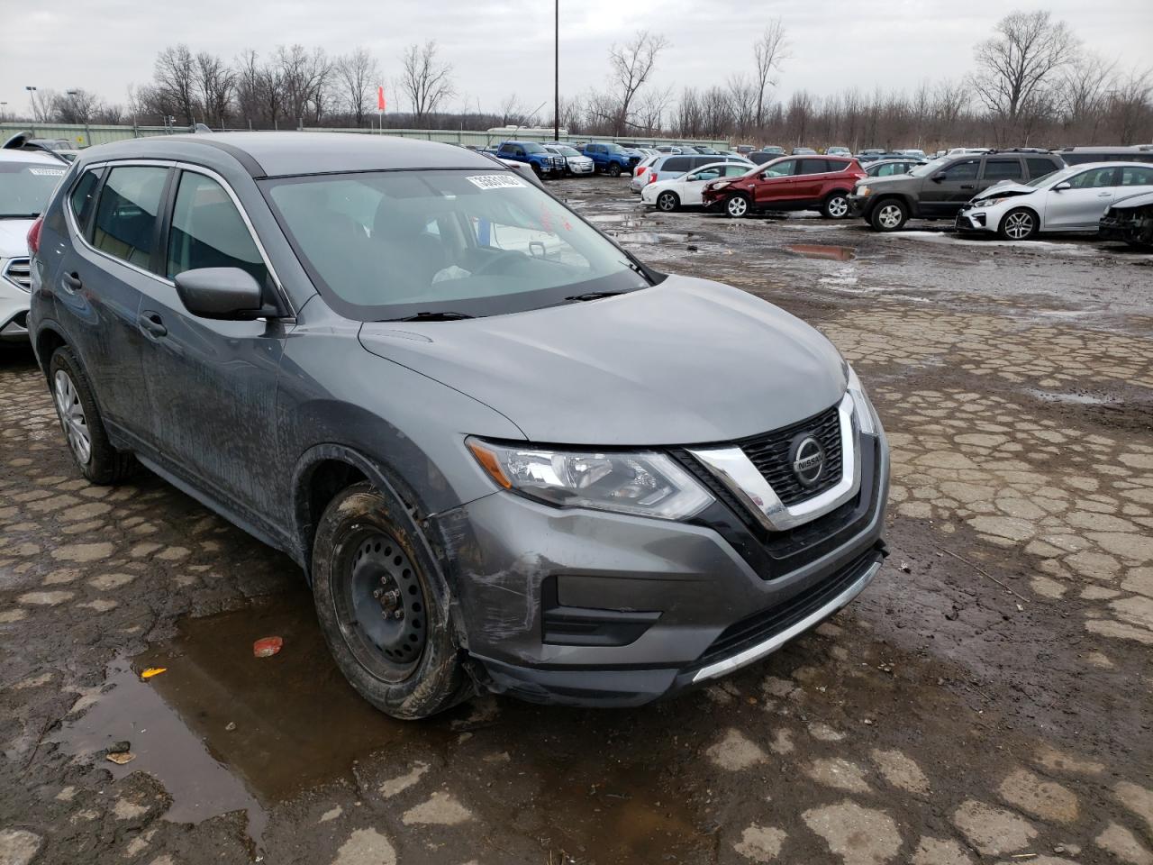 NISSAN ROGUE S 2018 with VIN 5N1AT2MV3JC769097 - Photo from auction