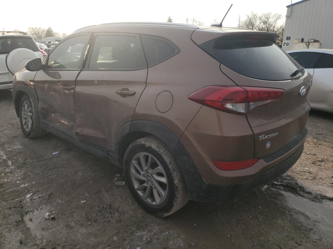 Photo 3 from auction – 2016 HYUNDAI TUCSON LIM with VIN KM8J3CA42GU225145