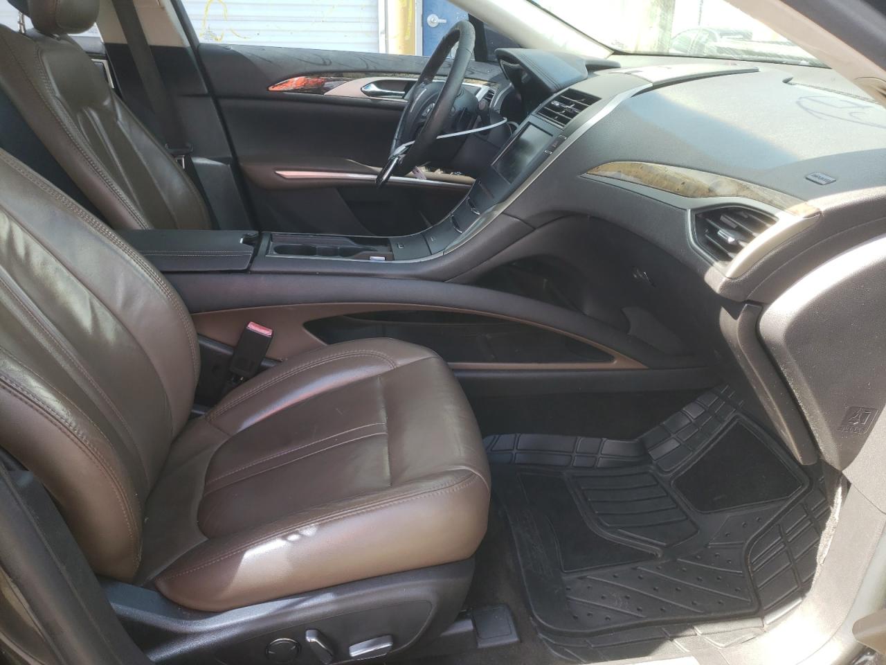 Photo 5 from auction – 2014 LINCOLN MKZ with VIN 3LN6L2G98ER829256