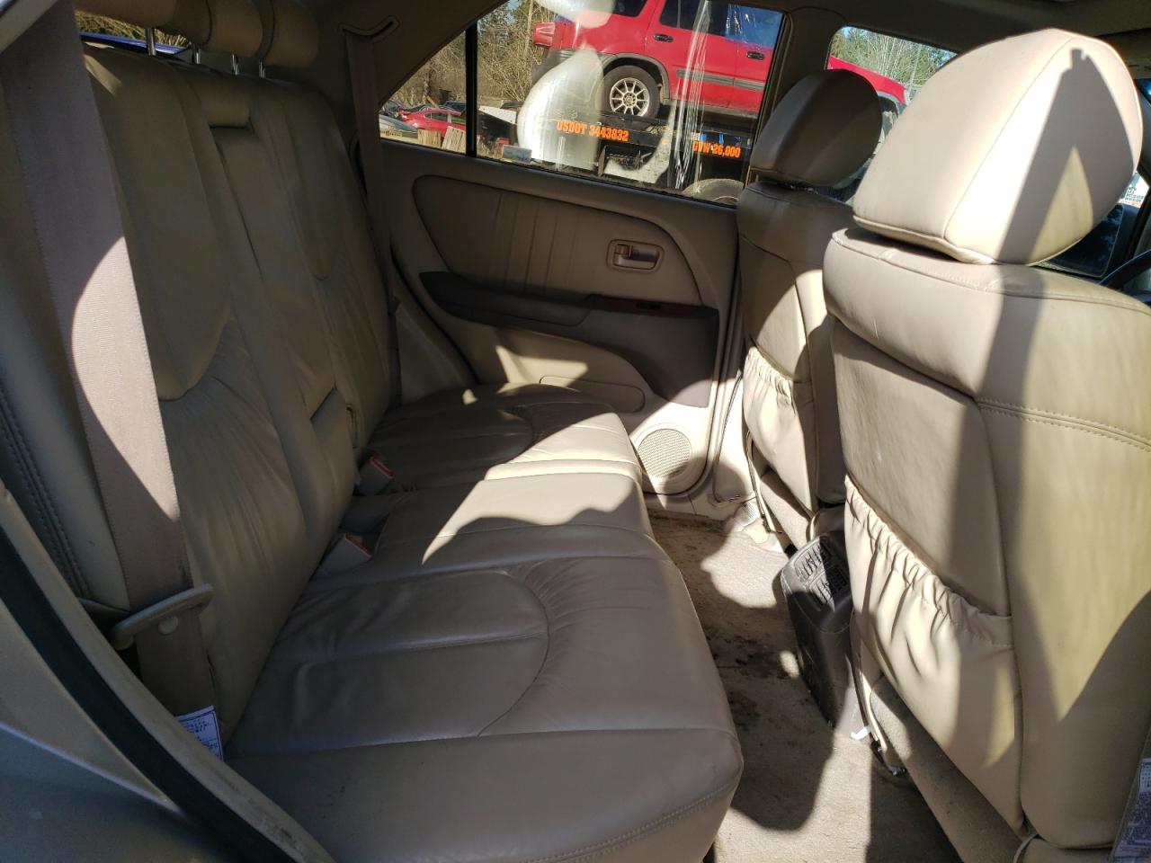 Photo 6 from auction – 2000 LEXUS RX 300 with VIN JT6HF10UXY0149268